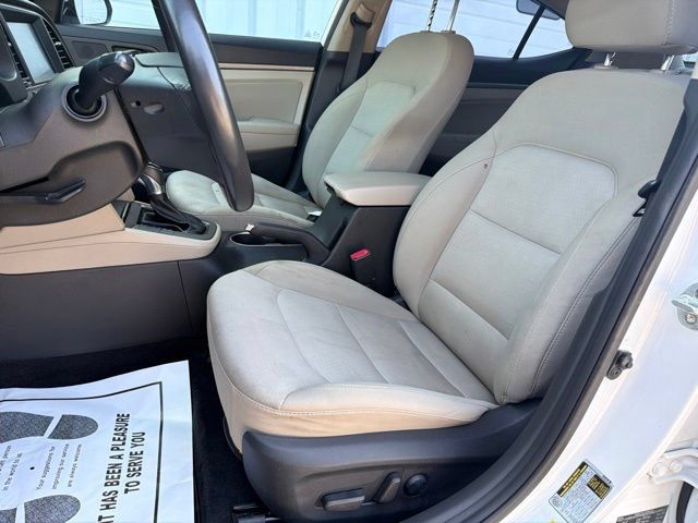 Used 2017 Hyundai Elantra Value Edition FWD image 19