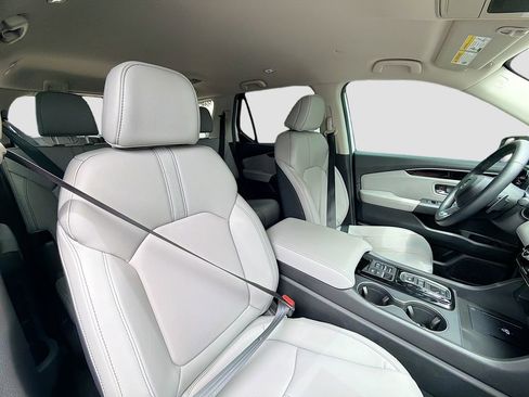 Used 2025 Honda Pilot EX-L image 28