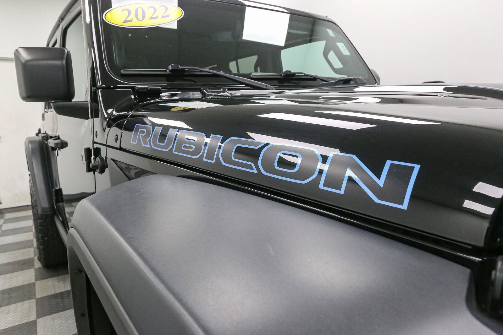 Used 2022 Jeep Wrangler Unlimited Rubicon 4xe w/ Cold Weather Group AWD/4WD image 5