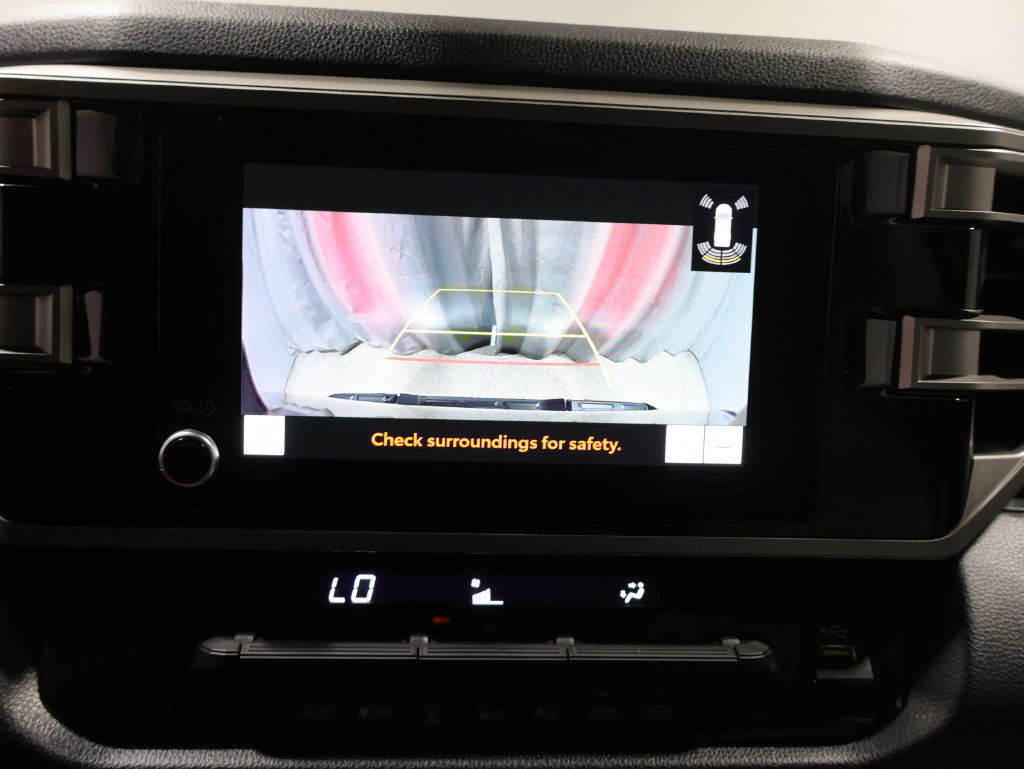 Used 2025 Toyota Tundra SR5 w/ SR5 Convenience Package AWD/4WD image 28