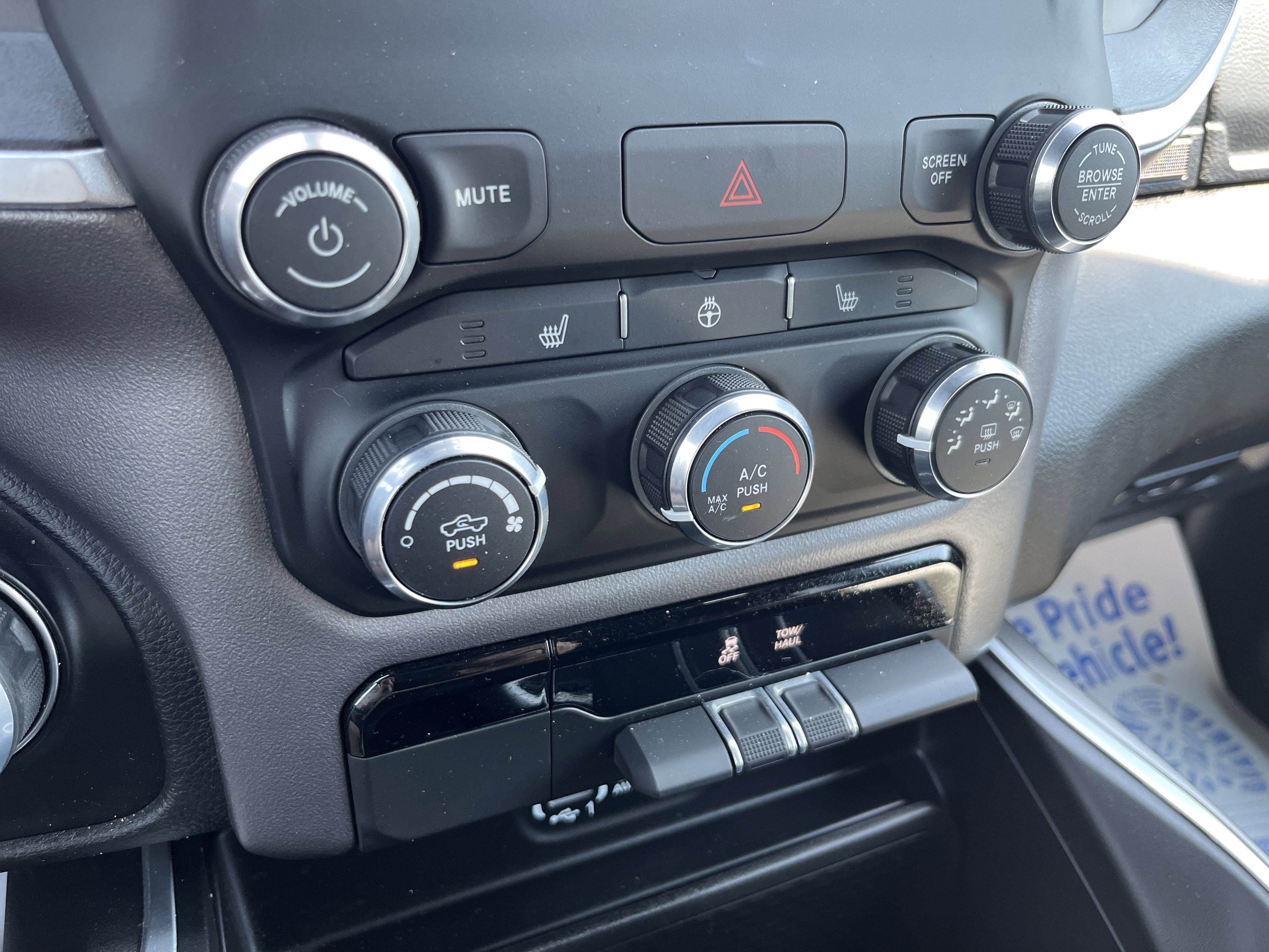 Used 2023 RAM 1500 Big Horn AWD/4WD image 23