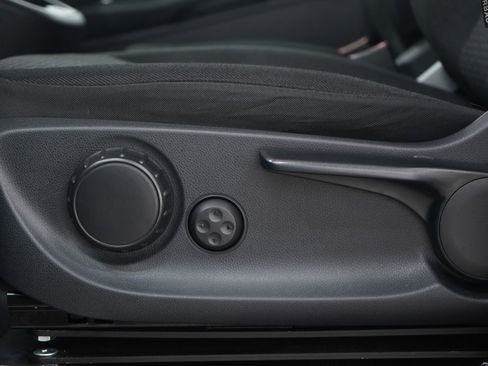 Used 2021 Mercedes-Benz Metris Passenger image 22