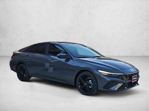 New 2026 Hyundai Elantra Sport image 7