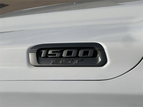 Used 2025 RAM 1500 Lone Star image 9