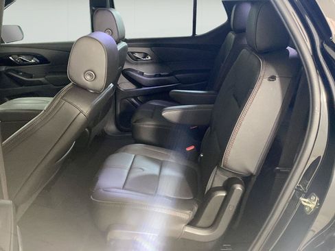 Certified 2023 Chevrolet Traverse RS FWD image 28