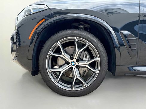 Certified 2026 BMW X5 xDrive40i w/ M Sport Package AWD/4WD image 6