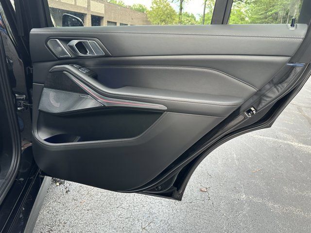 Used 2024 BMW ALPINA XB7 AWD/4WD image 35