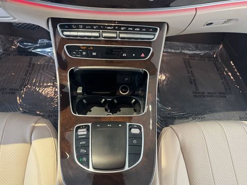 Used 2021 Mercedes-Benz E 350 4MATIC Sedan image 29