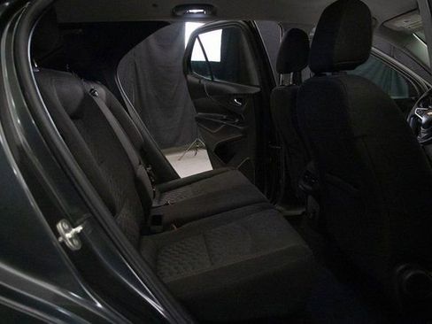Used 2019 Chevrolet Equinox LT image 18