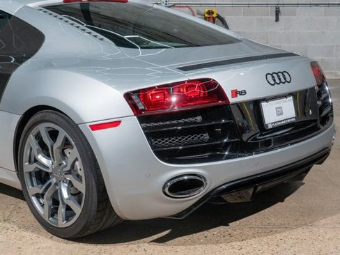 Used 2011 Audi R8 V10 image 30