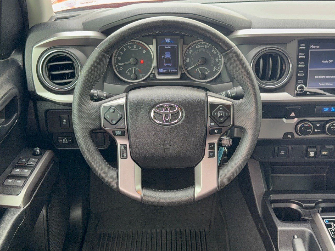 Used 2021 Toyota Tacoma SR5 RWD image 10