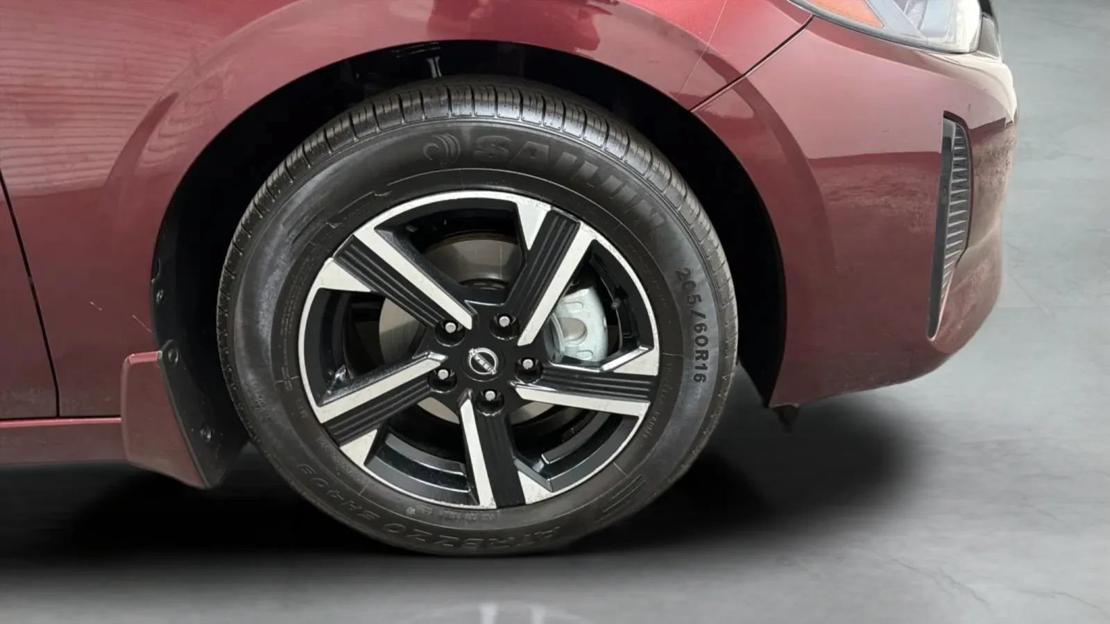 Used 2024 Nissan Sentra SV FWD image 25