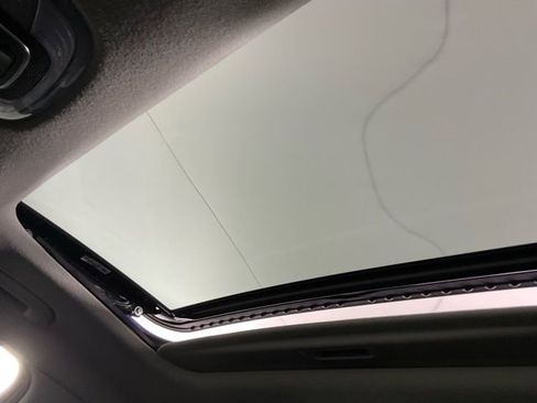 Used 2025 Hyundai Elantra SEL image 24