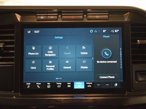 Used 2024 Ford F350 Lariat w/ Sport Appearance Package image 32