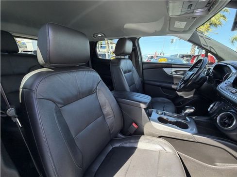 Used 2019 Chevrolet Blazer LT w/ Sound & Technology Package FWD image 36