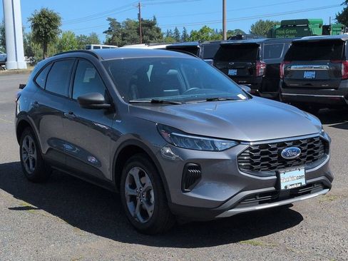 Used 2025 Ford Escape ST-Line AWD/4WD image 7