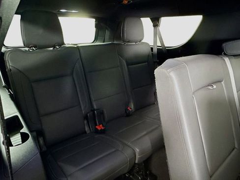 Used 2024 Chevrolet Suburban LT AWD/4WD image 36