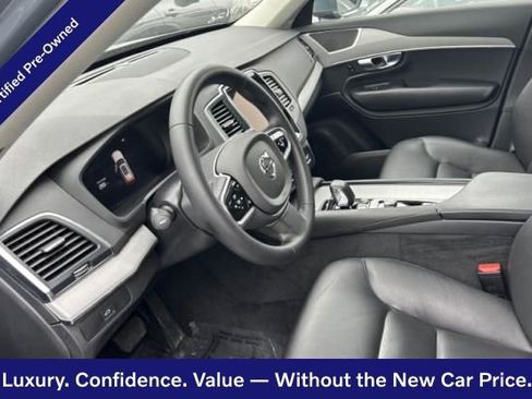 Used 2023 Volvo XC90 B5 Core w/ Climate Package AWD/4WD image 3