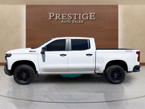 Used 2020 Chevrolet Silverado 1500 LT Trail Boss AWD/4WD image 2