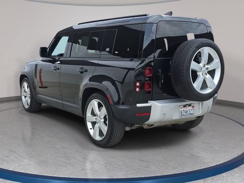 Used 2022 Land Rover Defender 110 SE AWD/4WD image 7