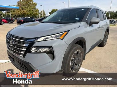 Used 2026 Nissan Rogue SV w/ SV Premium Package