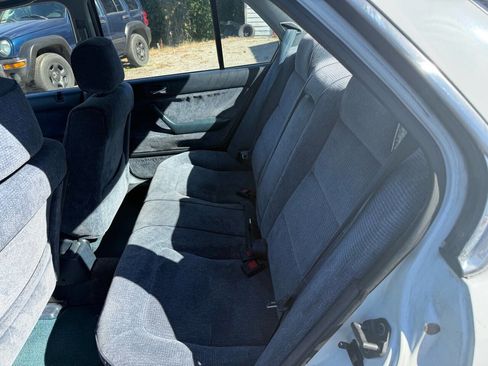 Used 1993 Honda Accord EX image 12