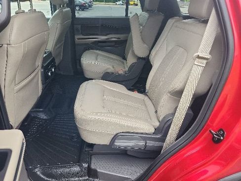 Used 2021 Ford Expedition Limited AWD/4WD image 26