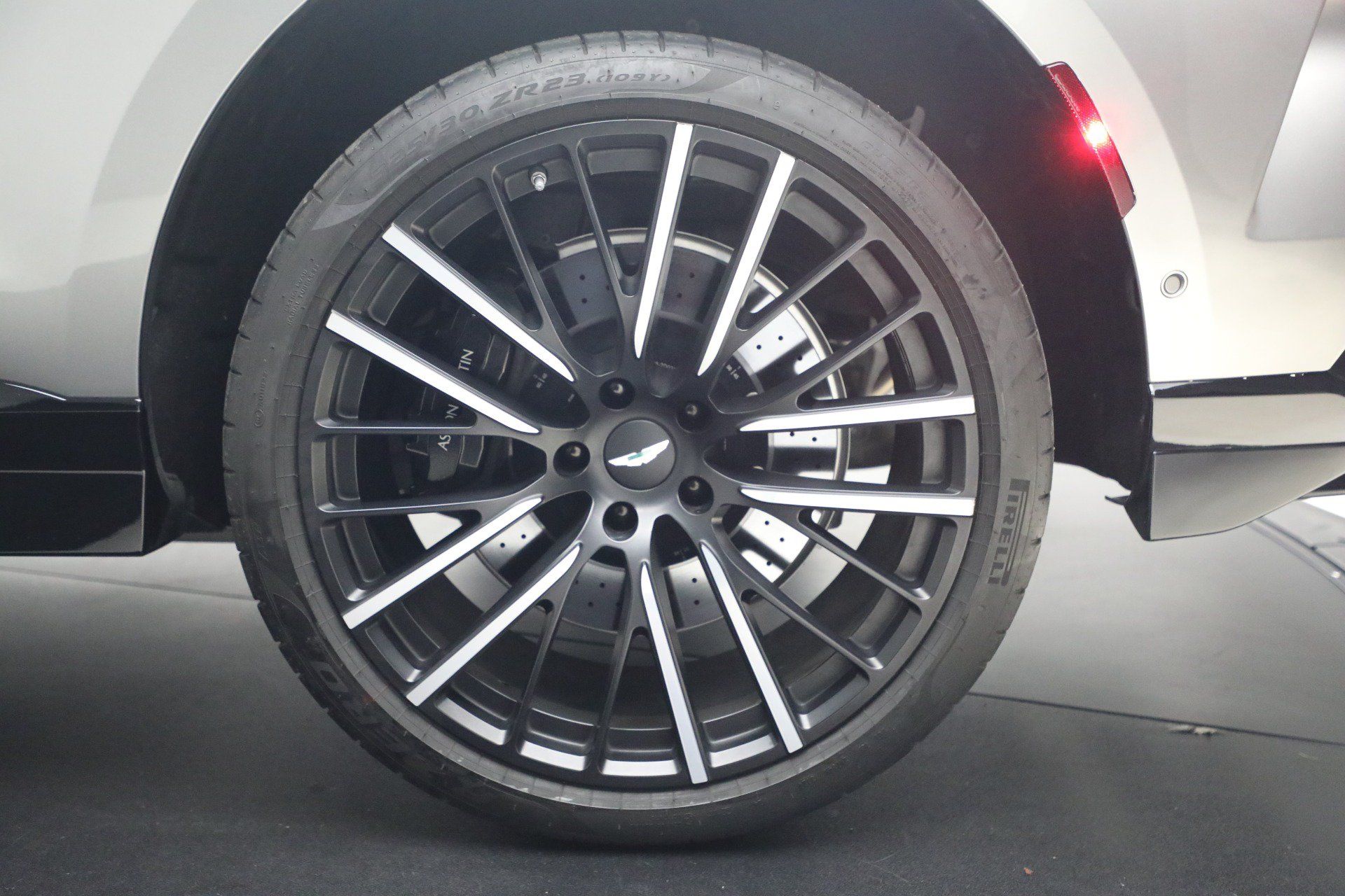 Used 2023 Aston Martin DBX 707 AWD/4WD image 28