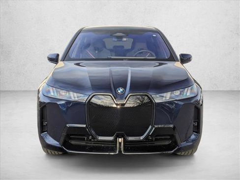 New 2026 BMW iX xDrive60 image 6
