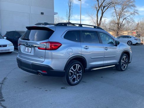 Certified 2025 Subaru Ascent Limited image 6