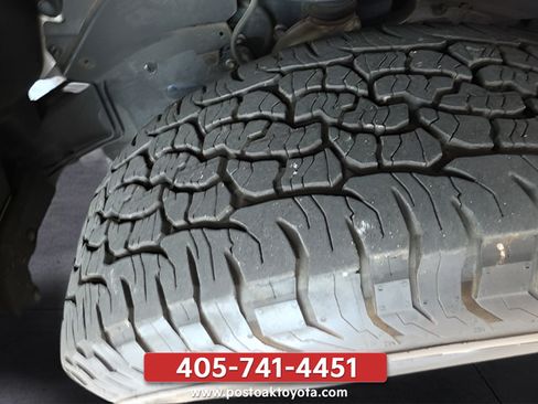 Used 2024 Toyota Tacoma TRD Off-Road AWD/4WD image 35
