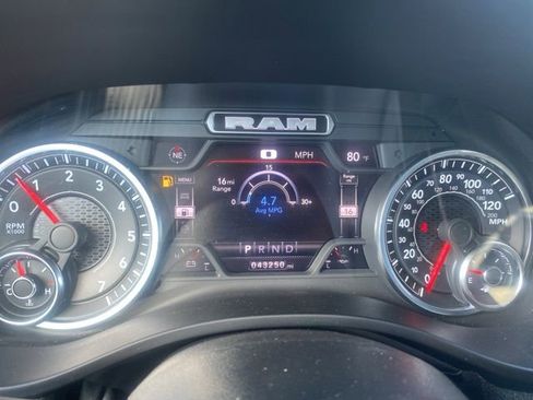 Used 2022 RAM 1500 Big Horn AWD/4WD image 29