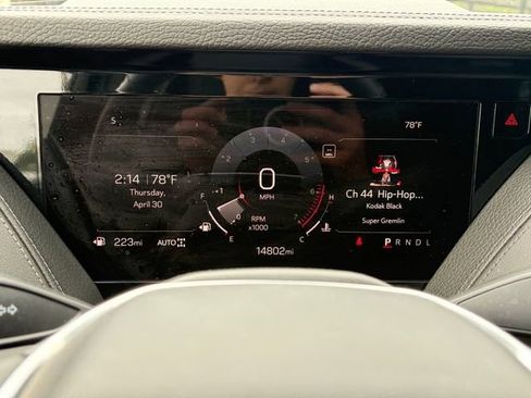 Certified 2025 GMC Yukon XL Denali AWD/4WD image 9