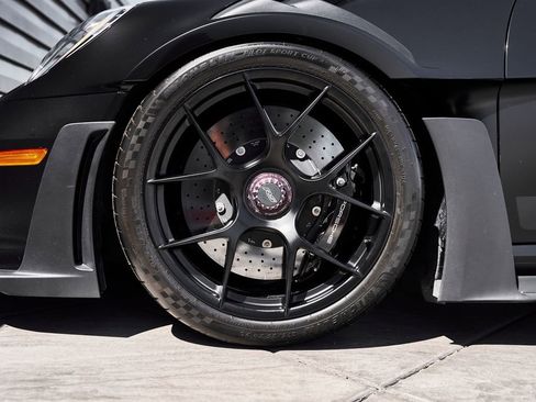 Used 2025 Porsche 911 GT3 RS w/ Weissach Package RWD image 3