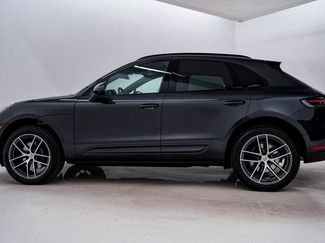 Certified 2025 Porsche Macan video 2