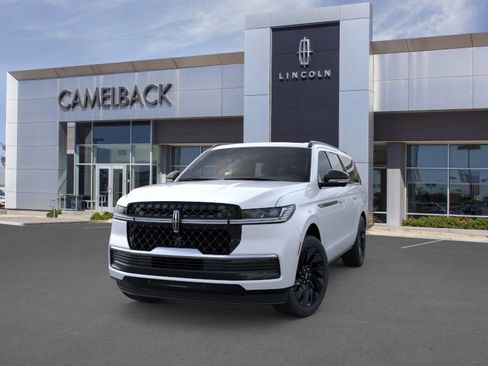 New 2026 Lincoln Navigator L Reserve w/ Jet Appearance Package image 2