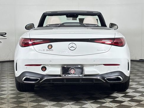 Certified 2026 Mercedes-Benz CLE 300 4MATIC Cabriolet image 4