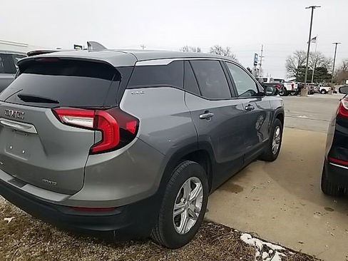 Certified 2024 GMC Terrain SLE image 23
