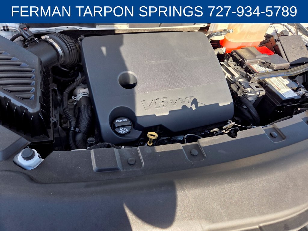 Used 2020 Buick Enclave Premium w/ Sun and Sites Package FWD image 18