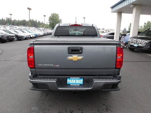 Used 2019 Chevrolet Colorado W/T w/ WT Convenience Package AWD/4WD image 4