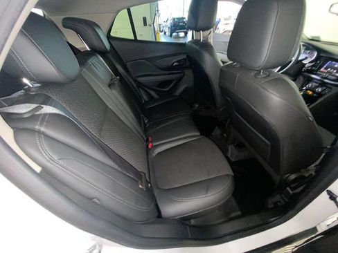 Used 2022 Buick Encore Preferred w/ Safety Package AWD/4WD image 32