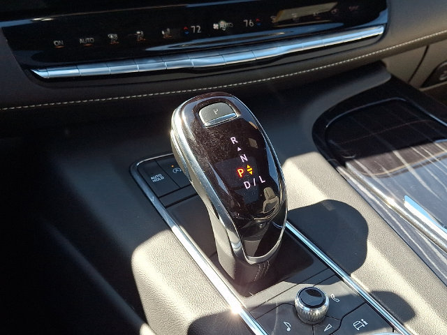 Used 2023 Cadillac Escalade Sport w/ Touring Package AWD/4WD image 15