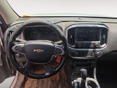 Used 2022 Chevrolet Colorado LT w/ Fleet Safety Package RWD image 10