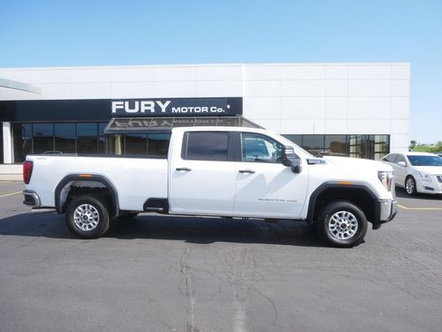 Used 2024 GMC Sierra 2500 Pro AWD/4WD image 1