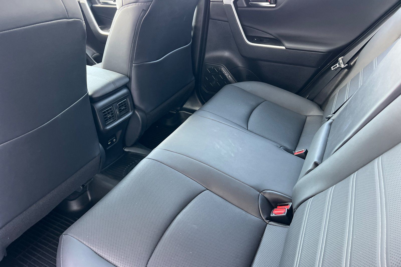 Certified 2021 Toyota RAV4 Limited AWD/4WD image 12