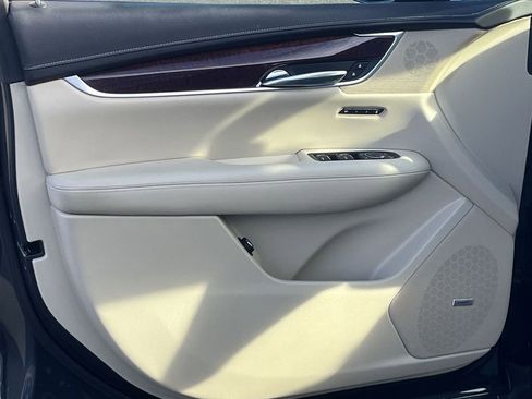 Used 2019 Cadillac XT5 Luxury image 15