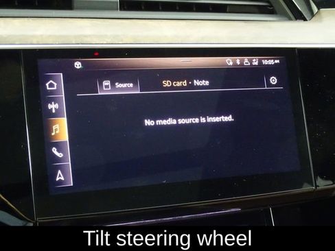 Used 2019 Audi e-tron Prestige w/ Prestige Package image 39