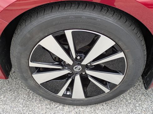 Certified 2022 Nissan Altima 2.5 SV image 10