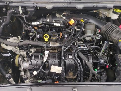 Used 2024 Ford Edge SEL image 37