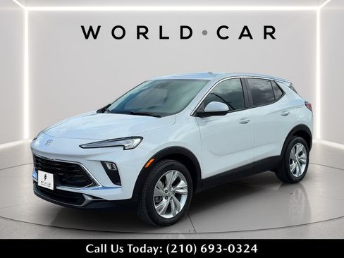 Used 2025 Buick Encore GX Preferred FWD image 7